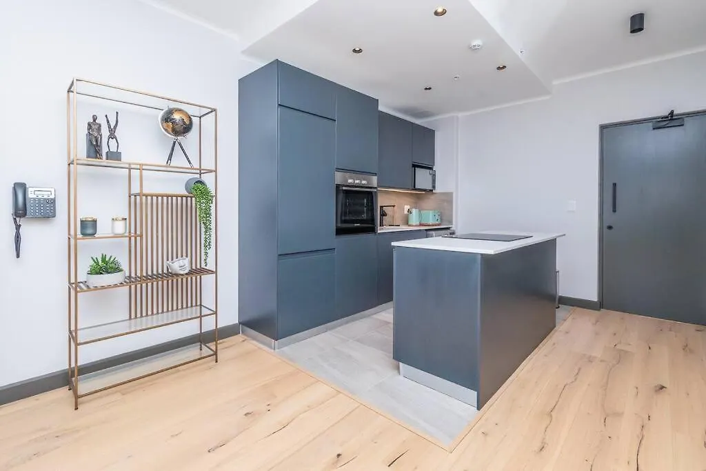 Greenpoint Luxury One Bed Le Cap